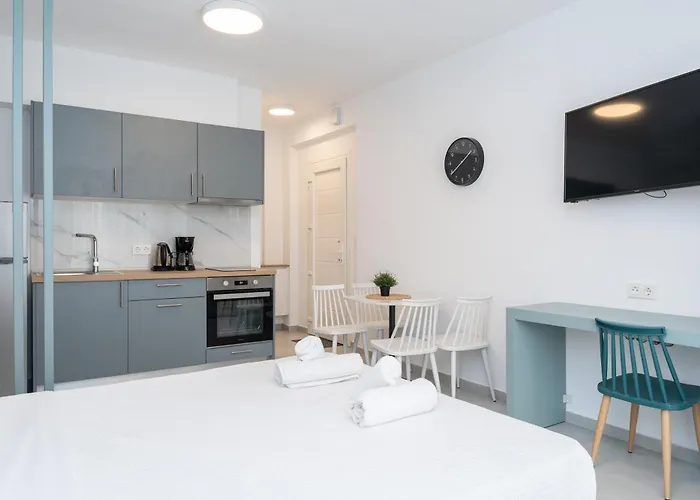 Antigone Residential Complex Apartment Ofrinion